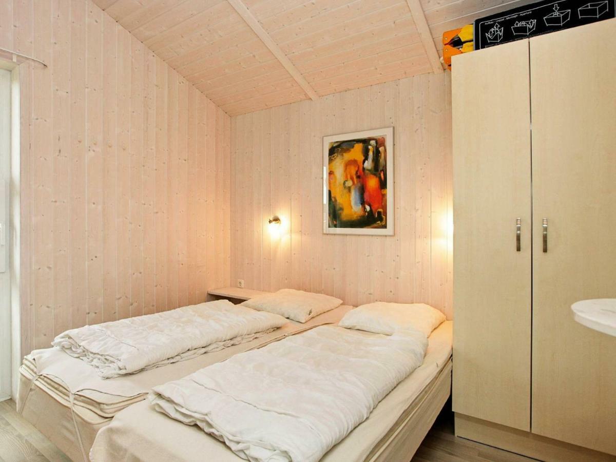 6 Person Holiday Home In Grömitz Extérieur photo