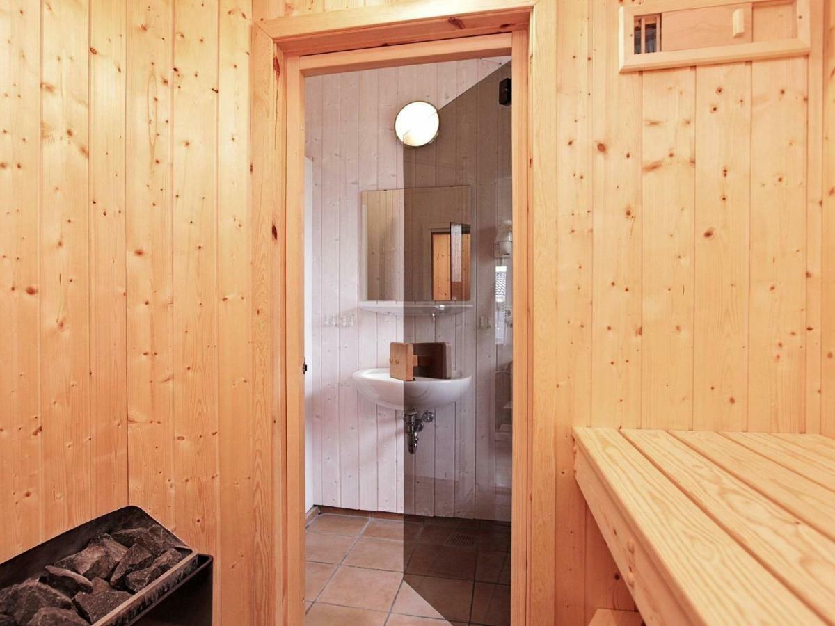 6 Person Holiday Home In Grömitz Extérieur photo